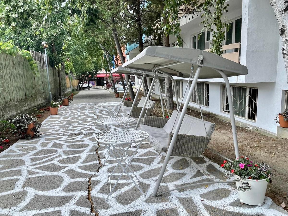 Hotel Amadina Garden à Lozenets Extérieur photo