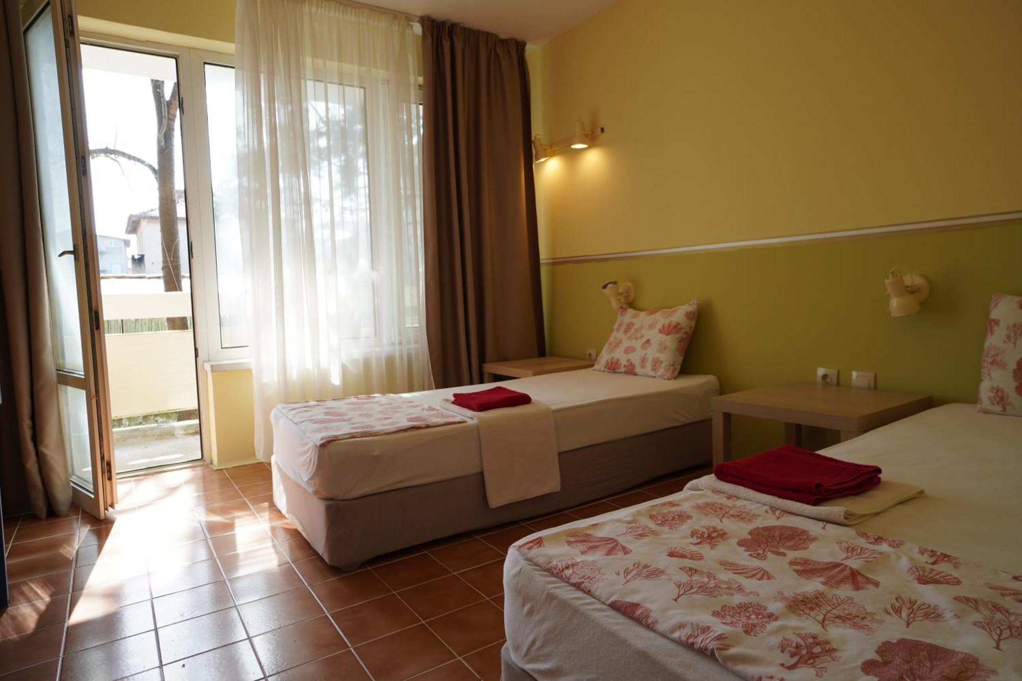 Hotel Amadina Garden à Lozenets Extérieur photo